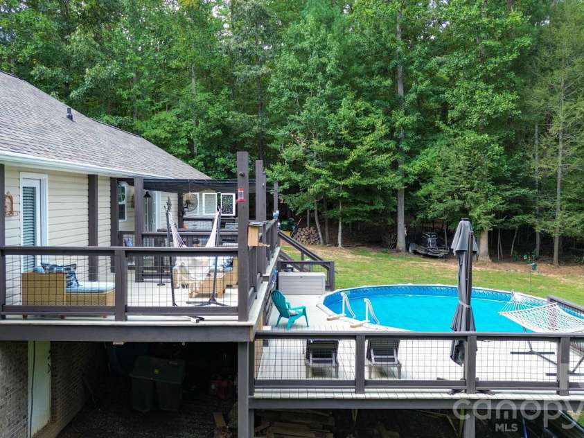 2055 Piper Ridge Drive, Lenoir, NC 28645.  MLS# CAR4425139, YatesRealty ID 52111. 
