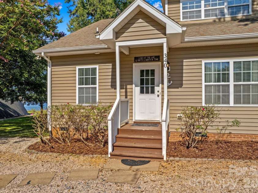 340 Sportsman Drive, Salisbury, NC 28146.  MLS# CAR4426150, YatesRealty ID 52113. 