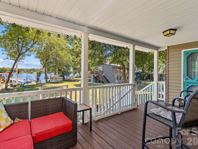 340 Sportsman Drive, Salisbury, NC 28146.  MLS# CAR4426150, YatesRealty ID 52113. 