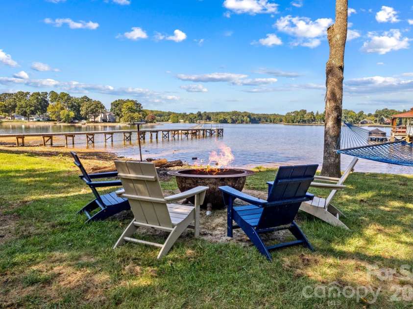 340 Sportsman Drive, Salisbury, NC 28146.  MLS# CAR4426150, YatesRealty ID 52113. 