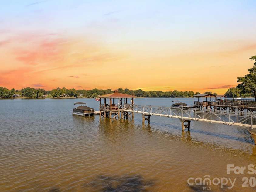 340 Sportsman Drive, Salisbury, NC 28146.  MLS# CAR4426150, YatesRealty ID 52113. 