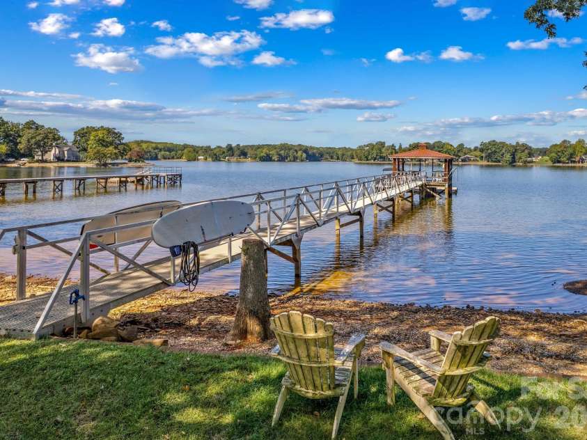 340 Sportsman Drive, Salisbury, NC 28146.  MLS# CAR4426150, YatesRealty ID 52113. 