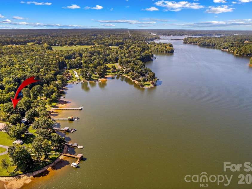 340 Sportsman Drive, Salisbury, NC 28146.  MLS# CAR4426150, YatesRealty ID 52113. 
