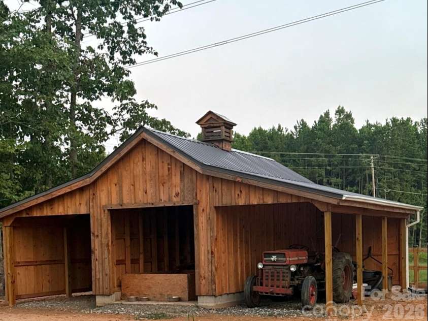 231 Saint Marks Church Road, Cherryville, NC 28021.  MLS# CAR4419687, YatesRealty ID 52116. 