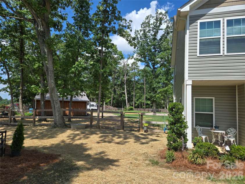 231 Saint Marks Church Road, Cherryville, NC 28021.  MLS# CAR4419687, YatesRealty ID 52116. 