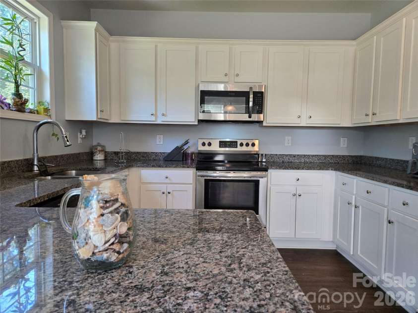 231 Saint Marks Church Road, Cherryville, NC 28021.  MLS# CAR4419687, YatesRealty ID 52116. 