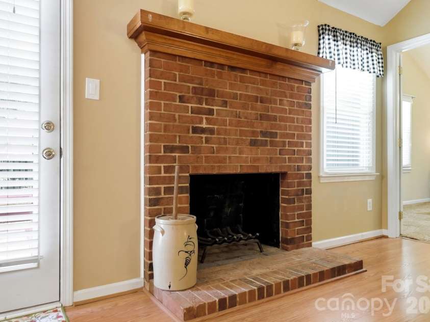 7601 Gillman Court, Charlotte, NC 28269.  MLS# CAR4423349, YatesRealty ID 52120. 