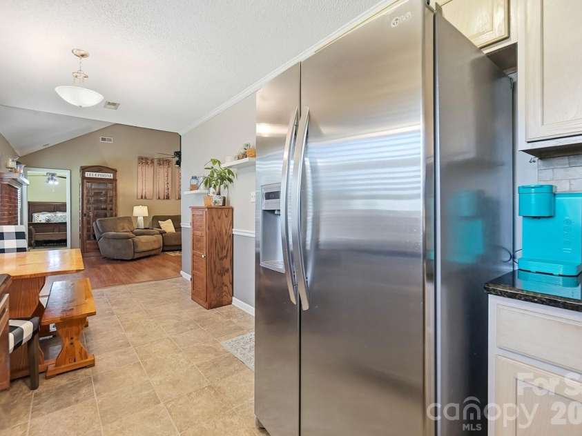 7601 Gillman Court, Charlotte, NC 28269.  MLS# CAR4423349, YatesRealty ID 52120. 
