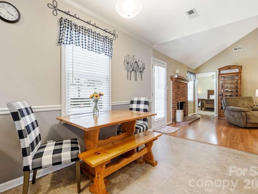 7601 Gillman Court, Charlotte, NC 28269.  MLS# CAR4423349, YatesRealty ID 52120. 
