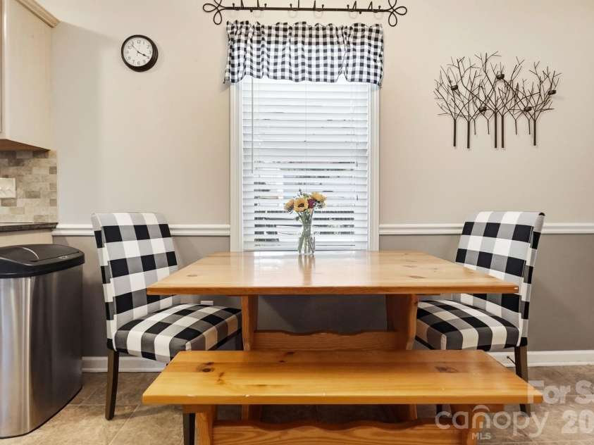 7601 Gillman Court, Charlotte, NC 28269.  MLS# CAR4423349, YatesRealty ID 52120. 