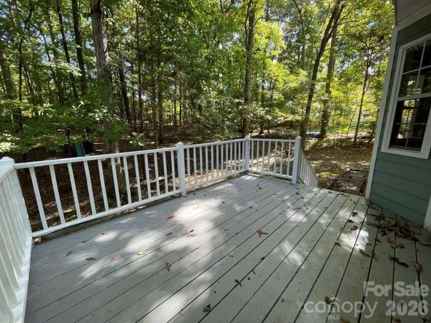 3705 Sandberry Drive, Waxhaw, NC 28173.  MLS# CAR4426666, YatesRealty ID 52124. 