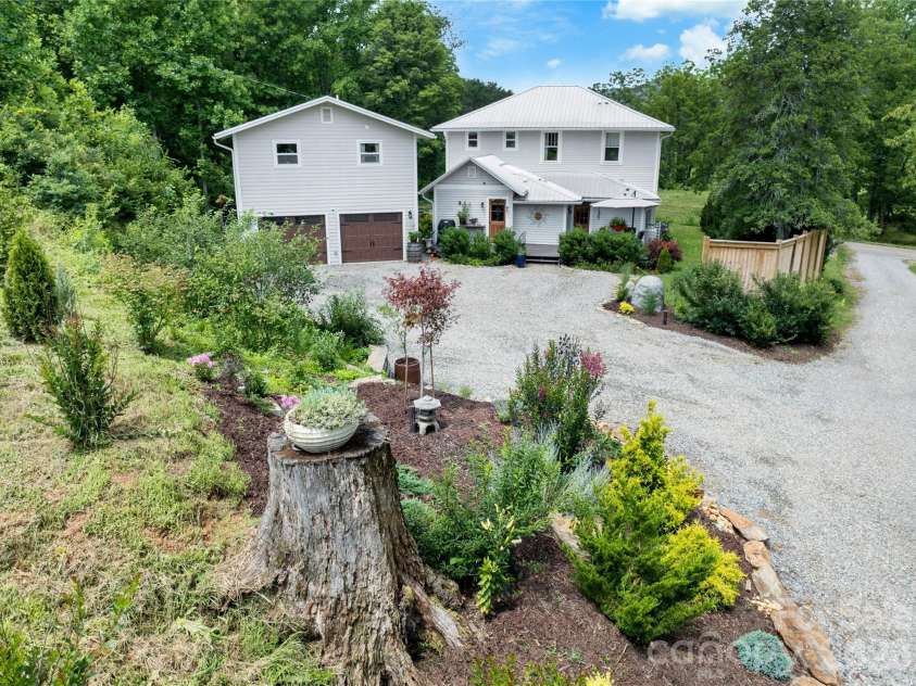 489 Turkey Creek Road, Leicester, NC 28748.  MLS# CAR4424710, YatesRealty ID 52126. 