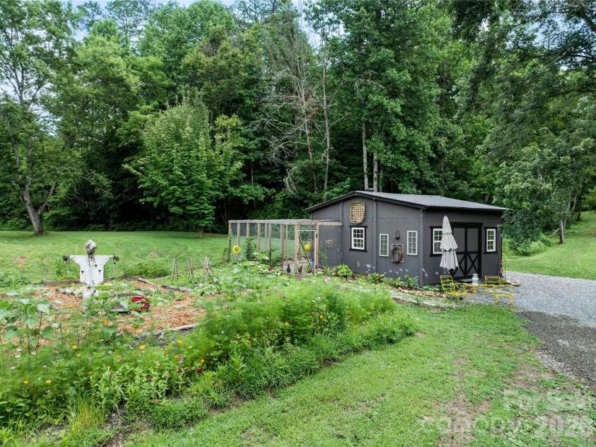 489 Turkey Creek Road, Leicester, NC 28748.  MLS# CAR4424710, YatesRealty ID 52126. 