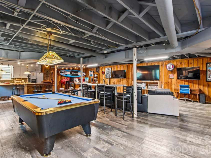 2361 Kennedy Road, Thomasville, NC 27360.  MLS# CAR4424748, YatesRealty ID 52127. 