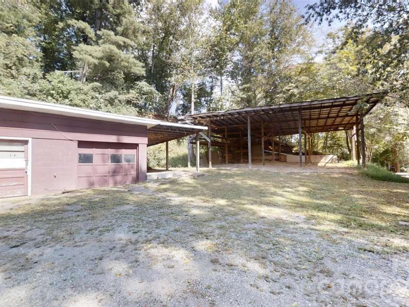 175 River Lane, Canton, NC 28716.  MLS# CAR4426723, YatesRealty ID 52131. 