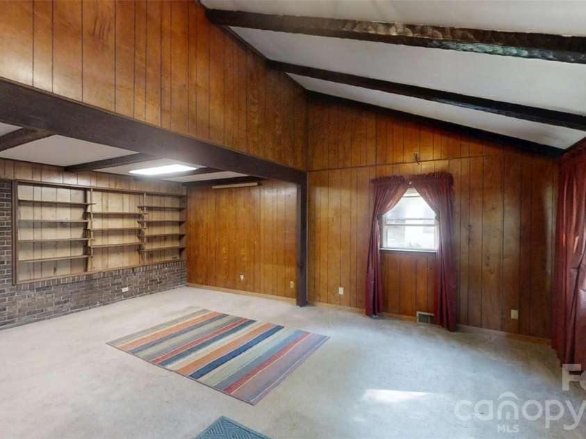 175 River Lane, Canton, NC 28716.  MLS# CAR4426723, YatesRealty ID 52131. 