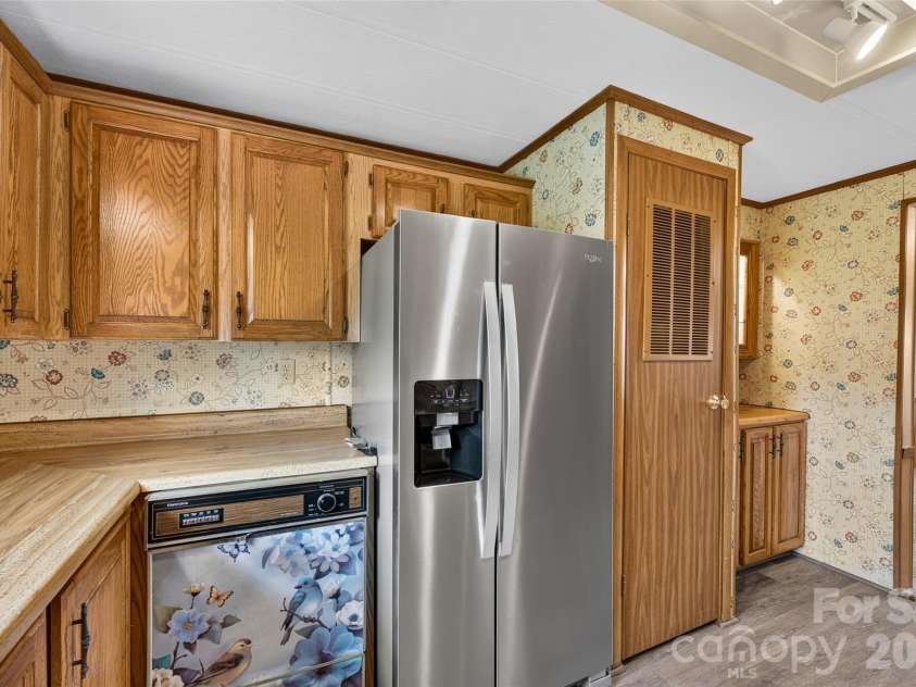 2468 Old Mountain Road, Statesville, NC 28625.  MLS# CAR4426106, YatesRealty ID 52132. 