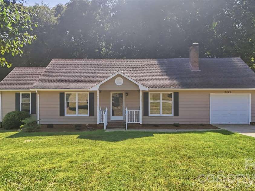2326 Springwater Drive, Gastonia, NC 28056.  MLS# CAR4425551, YatesRealty ID 52137. 