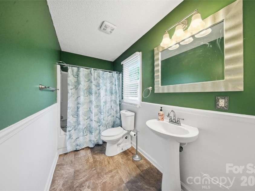 2326 Springwater Drive, Gastonia, NC 28056.  MLS# CAR4425551, YatesRealty ID 52137. 