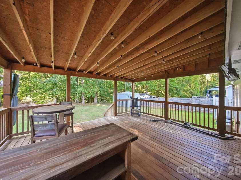 2326 Springwater Drive, Gastonia, NC 28056.  MLS# CAR4425551, YatesRealty ID 52137. 