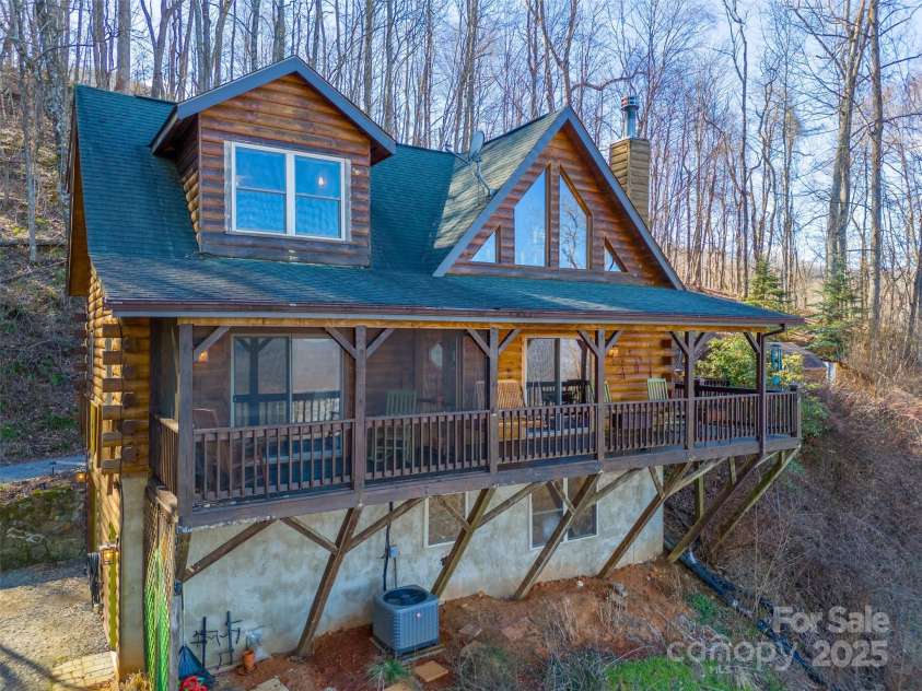 116 Billy Bob Trail, Waynesville, NC 28785.  MLS# CAR4231221, YatesRealty ID 5214. 