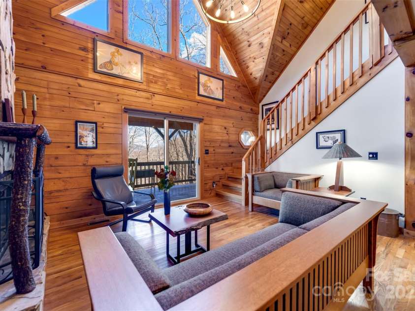 116 Billy Bob Trail, Waynesville, NC 28785.  MLS# CAR4231221, YatesRealty ID 5214. 