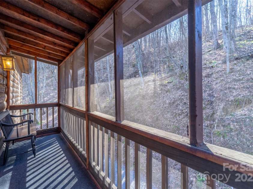 116 Billy Bob Trail, Waynesville, NC 28785.  MLS# CAR4231221, YatesRealty ID 5214. 