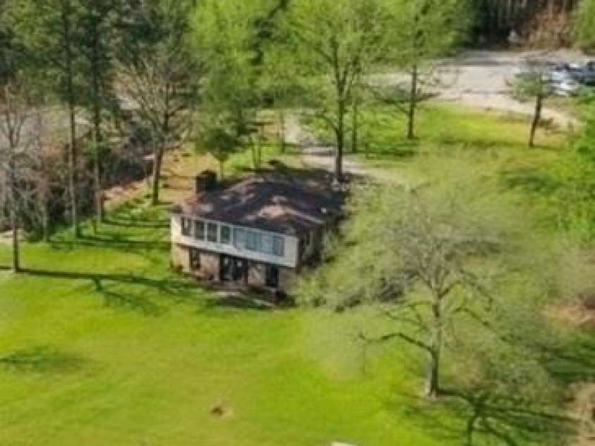 4251 Acacia Road, York, SC 29745.  MLS# CAR4426305, YatesRealty ID 52140. 