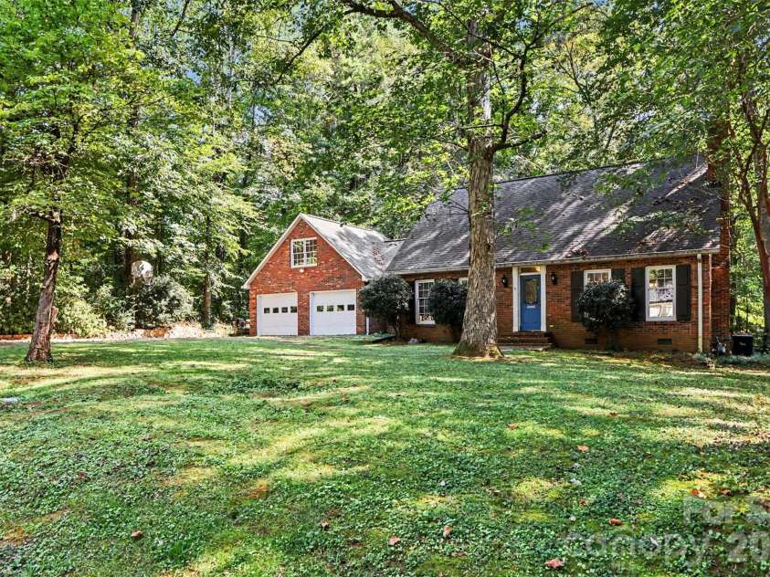 2156 Olde Creek Road, Rock Hill, SC 29732.  MLS# CAR4420124, YatesRealty ID 52143. 