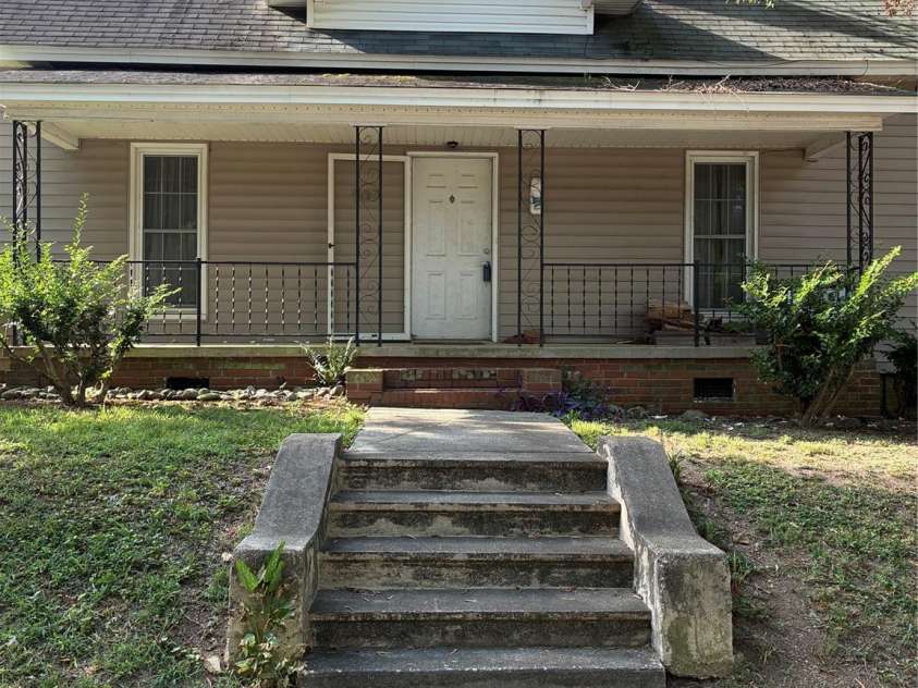 507 Watts Street, Albemarle, NC 28001.  MLS# CAR4423833, YatesRealty ID 52146. Front View