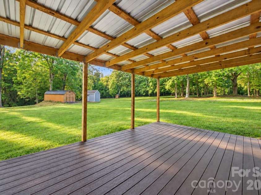 8304 Mccrory Road, Stokesdale, NC 27357.  MLS# CAR4426760, YatesRealty ID 52148. 