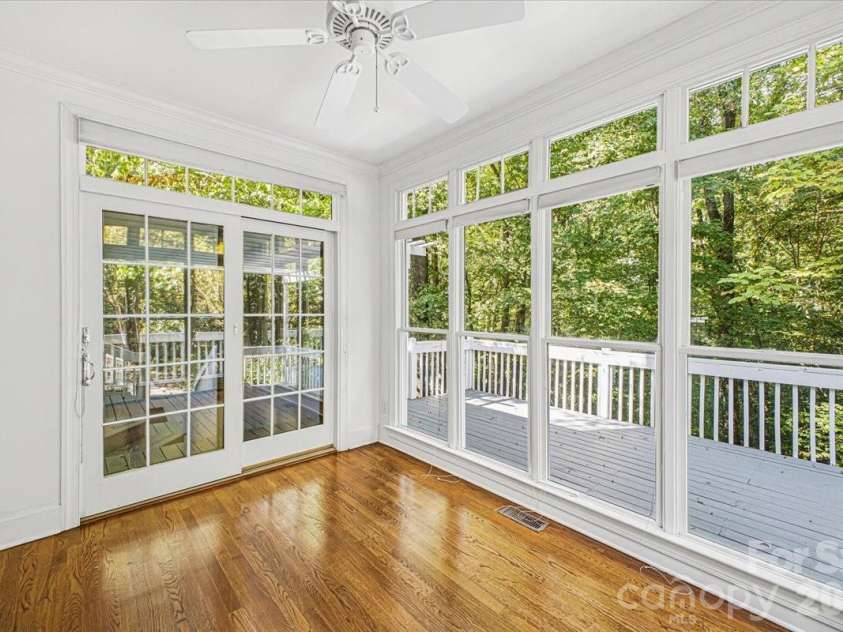 9423 Braemar Terrace, Charlotte, NC 28210.  MLS# CAR4403949, YatesRealty ID 52149. 