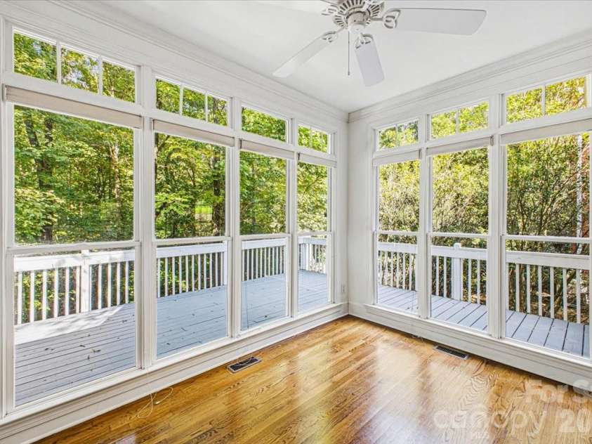 9423 Braemar Terrace, Charlotte, NC 28210.  MLS# CAR4403949, YatesRealty ID 52149. 