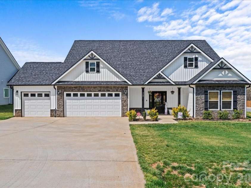 360 R C Thompson Road, Chesnee, SC 29323.  MLS# CAR4425945, YatesRealty ID 52150. 