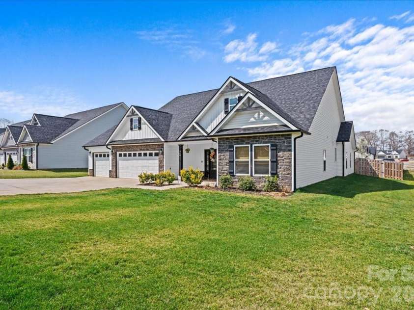 360 R C Thompson Road, Chesnee, SC 29323.  MLS# CAR4425945, YatesRealty ID 52150. 