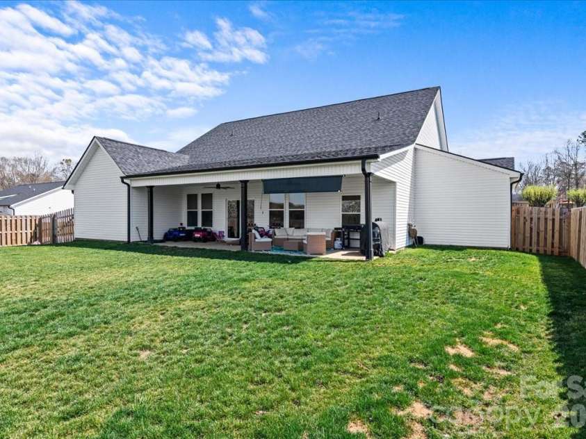 360 R C Thompson Road, Chesnee, SC 29323.  MLS# CAR4425945, YatesRealty ID 52150. 