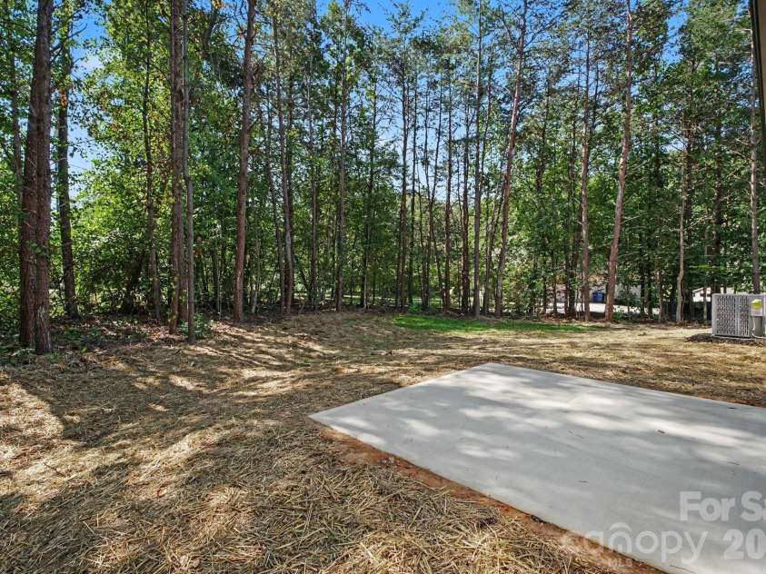 1538 34th Avenue Lane, Hickory, NC 28601.  MLS# CAR4425993, YatesRealty ID 52152. 