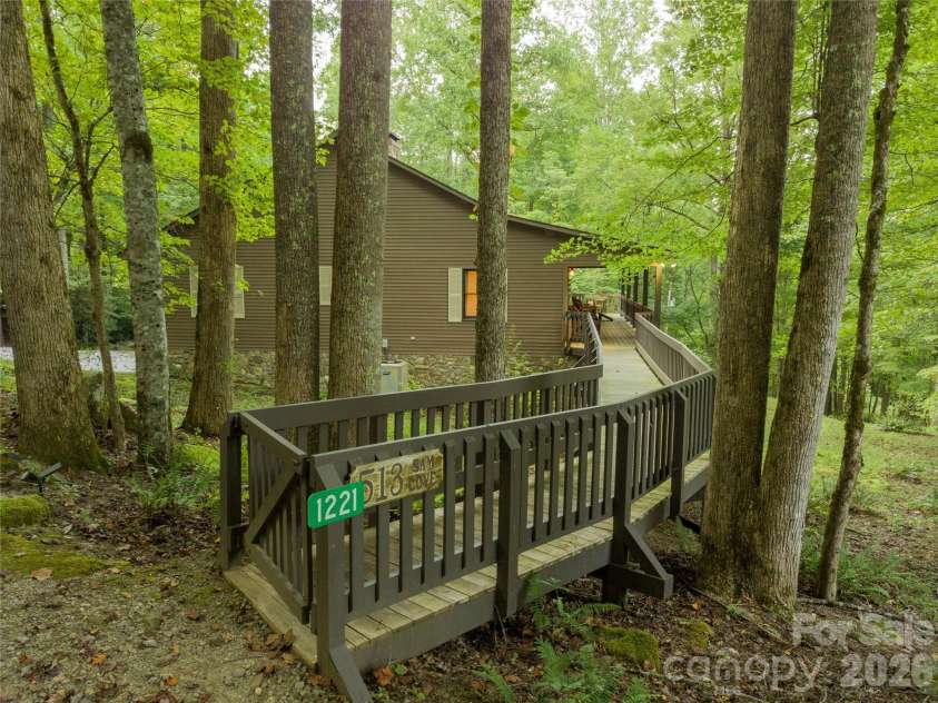 1221 Sam Cove, Robbinsville, NC 28771.  MLS# CAR4426788, YatesRealty ID 52156. 