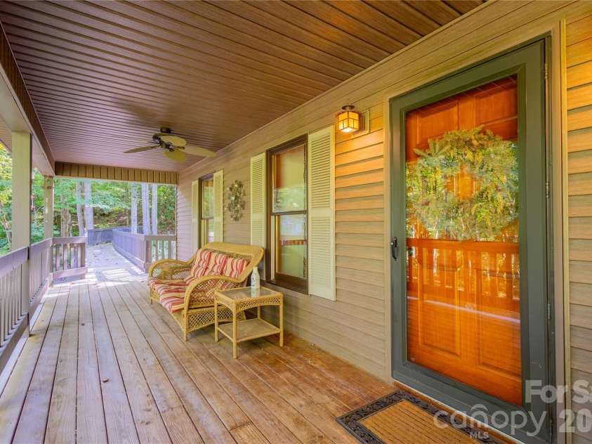 1221 Sam Cove, Robbinsville, NC 28771.  MLS# CAR4426788, YatesRealty ID 52156. 