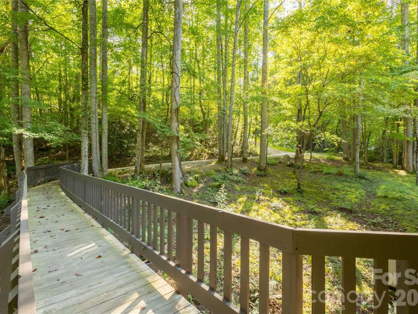 1221 Sam Cove, Robbinsville, NC 28771.  MLS# CAR4426788, YatesRealty ID 52156. 