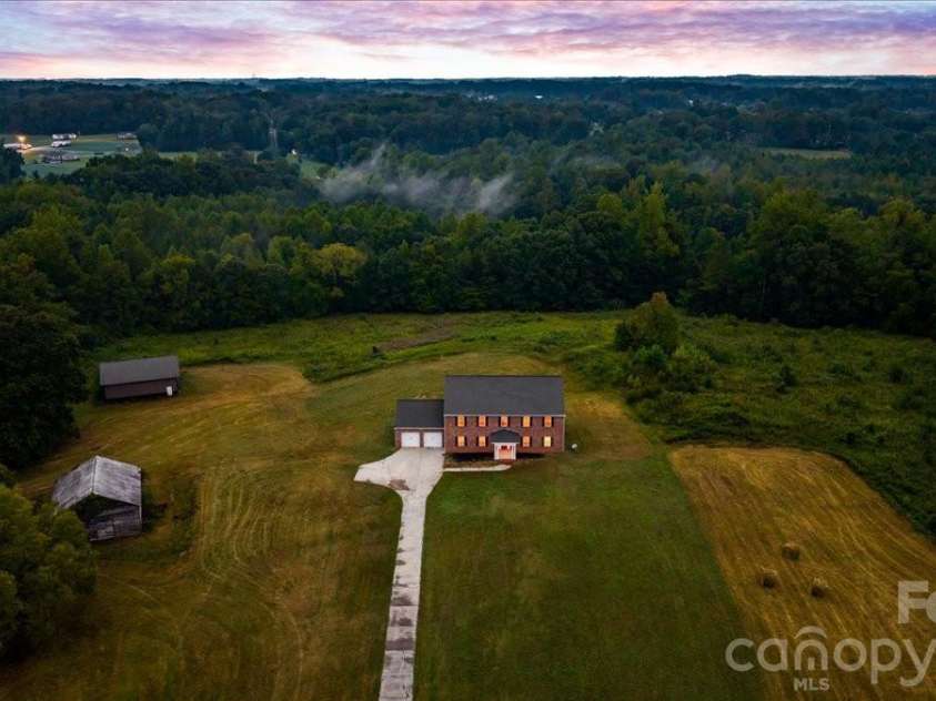 2536 Tyro Road, Lexington, NC 27295.  MLS# CAR4426817, YatesRealty ID 52159. 