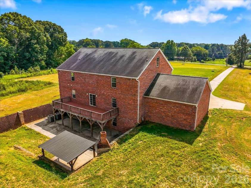 2536 Tyro Road, Lexington, NC 27295.  MLS# CAR4426817, YatesRealty ID 52159. 