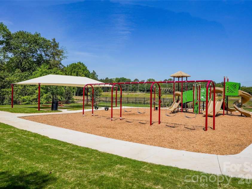 12061 Bradshaw Court, Charlotte, NC 28278.  MLS# CAR4346495, YatesRealty ID 5216. Playgorund