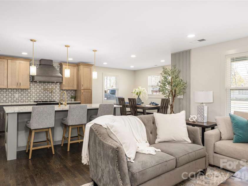 1713 Davis Park Road, Gastonia, NC 28052.  MLS# CAR4426686, YatesRealty ID 52161. 