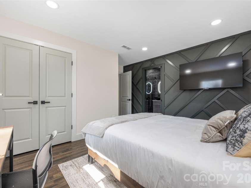 1713 Davis Park Road, Gastonia, NC 28052.  MLS# CAR4426686, YatesRealty ID 52161. Guest Bedroom #1