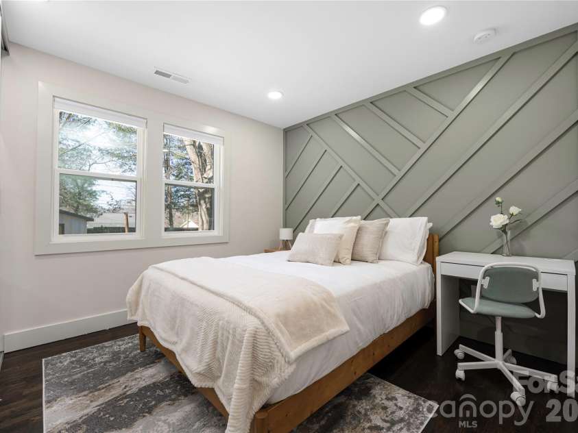 1713 Davis Park Road, Gastonia, NC 28052.  MLS# CAR4426686, YatesRealty ID 52161. Guest Bedroom # 2