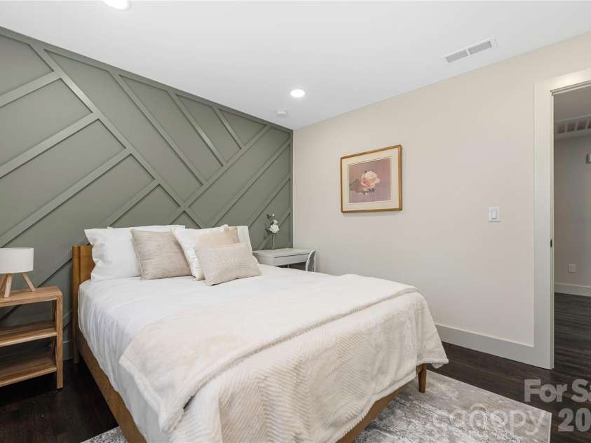 1713 Davis Park Road, Gastonia, NC 28052.  MLS# CAR4426686, YatesRealty ID 52161. Guest Bedroom # 2