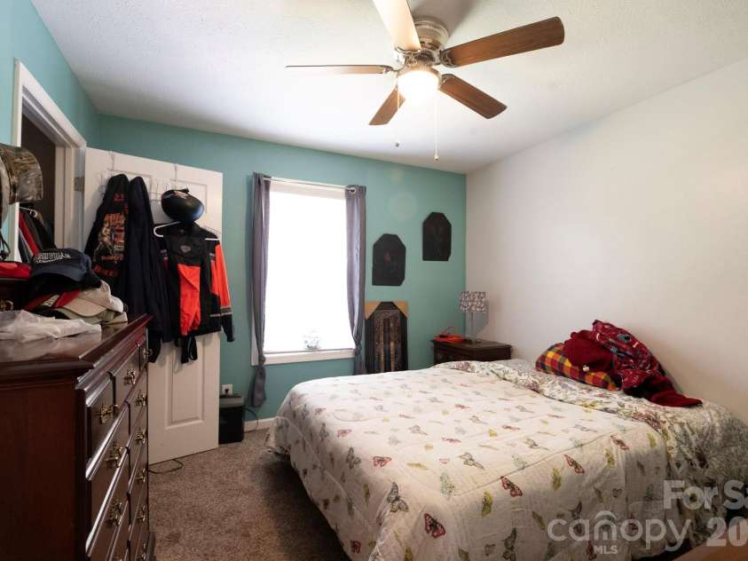 2827 Hollybrook Lane, Morganton, NC 28655.  MLS# CAR4412632, YatesRealty ID 52162. 