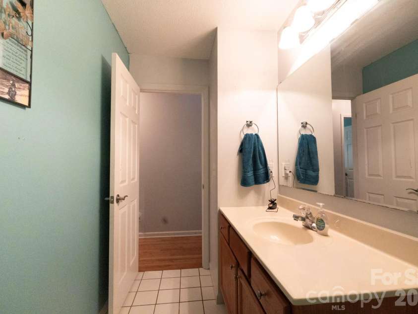 2827 Hollybrook Lane, Morganton, NC 28655.  MLS# CAR4412632, YatesRealty ID 52162. 