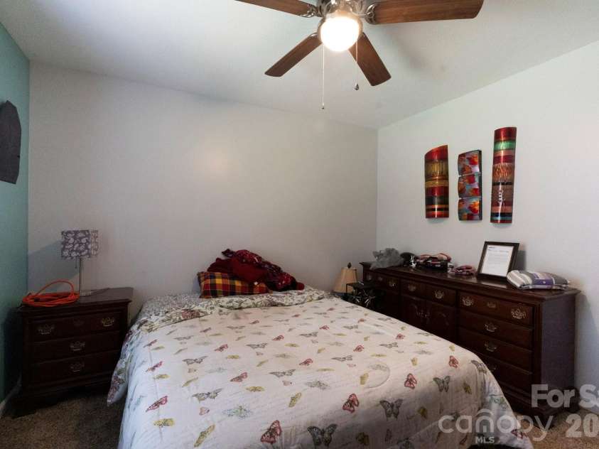 2827 Hollybrook Lane, Morganton, NC 28655.  MLS# CAR4412632, YatesRealty ID 52162. 